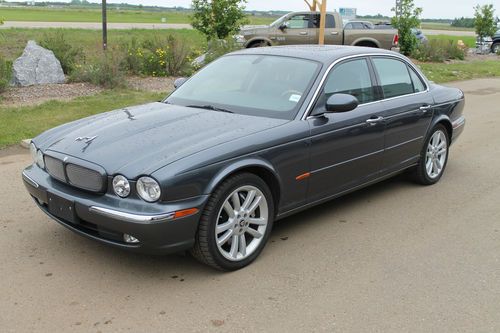 2005 jaguar xjr 4-door 4.2l