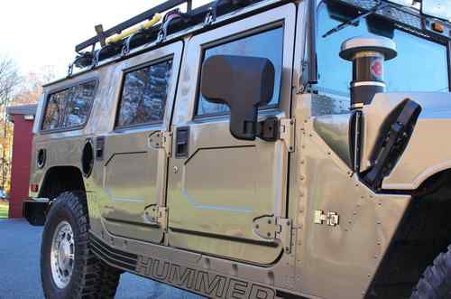 2002 hummer h1 sport utility 4-door 6.5l