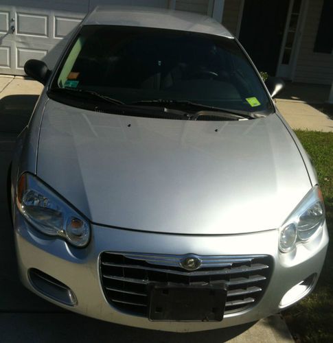 2004 chrysler sebring base sedan 4-door 2.4l (low miles!)