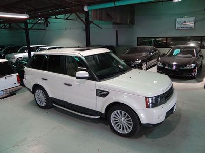 HSE CD ABS Brakes Air Conditioning Alloy Wheels AM/FM Radio Automatic Headlights, image 9