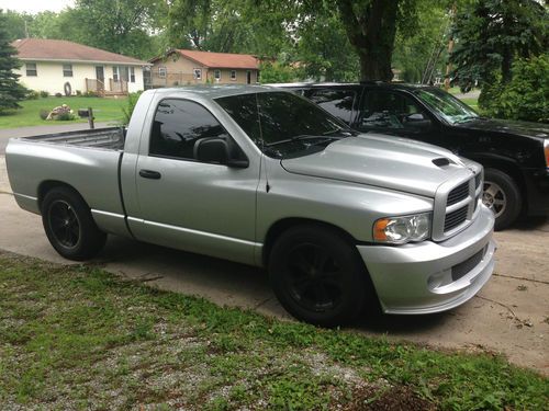 2004 dodge ram 1500 slt standard cab pickup 2-door 5.7l