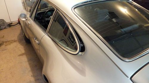 1969 PORSCHE 911 E COUPE (RARE! FACTORY SUNROOF)-LOW RESERVE!!!!, image 8