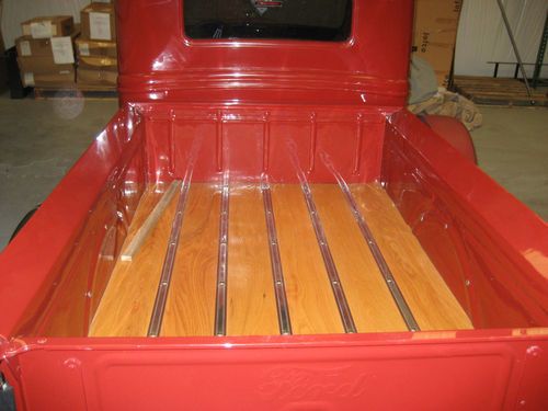 1935 Ford pickup truck Fully restored, image 4