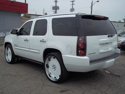 WARRANTY AND FINANCING AVAILABLE! 2007 YUKON CUSTOM SOUNDS LEATHER SEATS, image 3