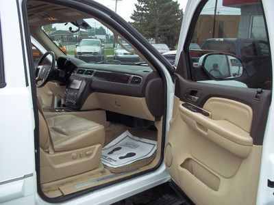 WARRANTY AND FINANCING AVAILABLE! 2007 YUKON CUSTOM SOUNDS LEATHER SEATS, image 25