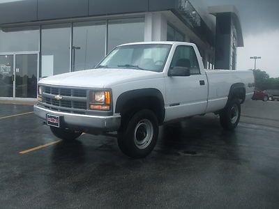 3/4 ton 4x4 runs and drives great!! ice cold air conditioning - 1 owner