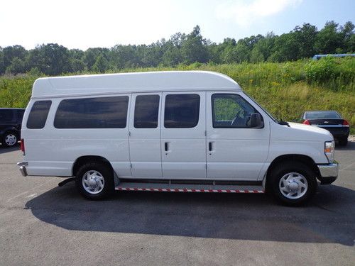 10 FORD E250 HANDICAP VAN WHEEL CHAIR LIFT  RUNS PERFECT CLEAN 86000 MILES, US $18,500.00, image 4