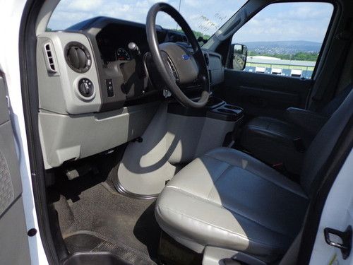 10 FORD E250 HANDICAP VAN WHEEL CHAIR LIFT  RUNS PERFECT CLEAN 86000 MILES, US $18,500.00, image 5