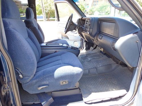 RUST FREE 98 CHEVY Z71 4X4 AUTO V8 EXT.CLEAN LOW MILES RUNS PERFECT COLD A/C, image 12