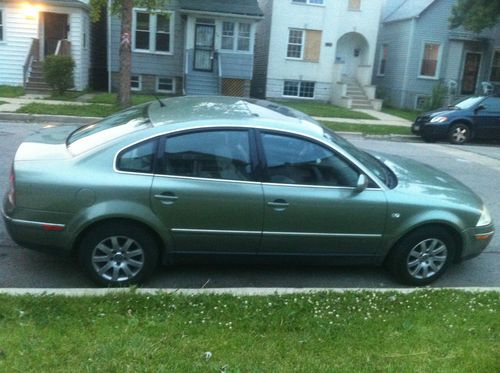 2003 volkswagen passat gls sedan 4-door 1.8l