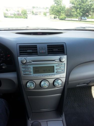 2009 Toyota Camry LE Sedan 4-Door 2.4L, image 11