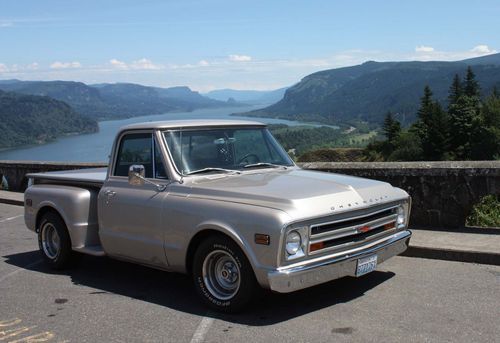 1968 chevrolet pickup truck c-10 2wd short stepside