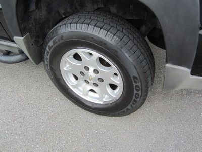 4dr 1500 4X4 SUV 5.3L Third Row Seat Tow Hooks Conventional Spare Tire ABS, US $8,700.00, image 13