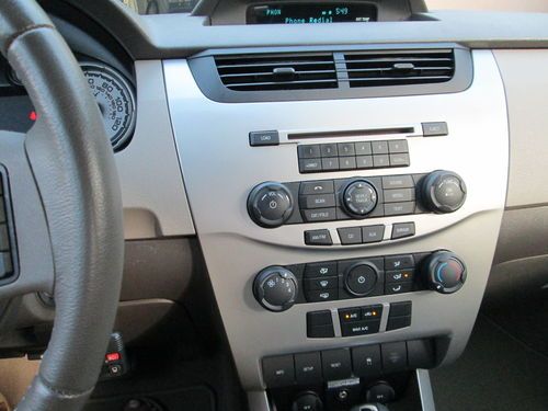 2010 Ford Focus SE Local One Owner, Microsft SYNC, Bluetooth, like new condition, US $12,995.00, image 9