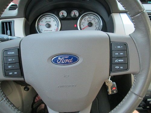 2010 Ford Focus SE Local One Owner, Microsft SYNC, Bluetooth, like new condition, US $12,995.00, image 12