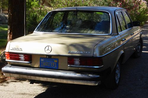 1983 Mercedes 300D  Turbodiesel Sedan,  W123, image 2