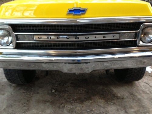 Completely refinished Chevy C-10 4x4 in excellent condition. V-8 4Speed, US $12,500.00, image 6