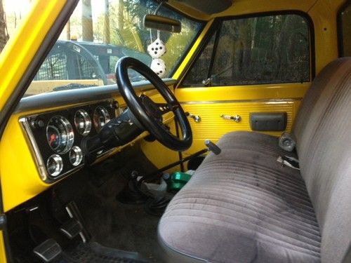Completely refinished Chevy C-10 4x4 in excellent condition. V-8 4Speed, US $12,500.00, image 9