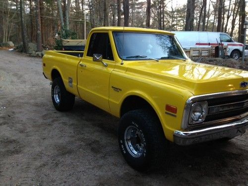 Completely refinished Chevy C-10 4x4 in excellent condition. V-8 4Speed, US $12,500.00, image 12