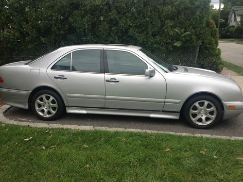 Silver, 4-door, v8, 172,xxx miles, clean interior and exterior