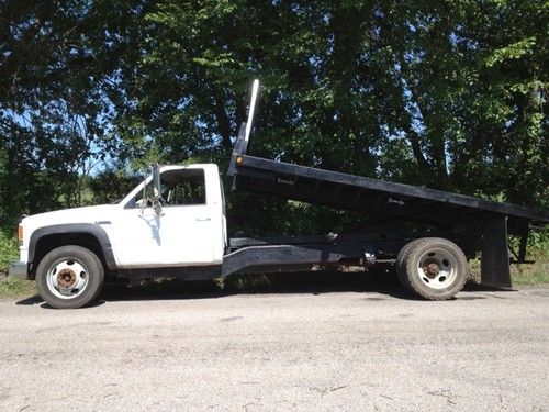 1998 chevy 3500hd flat bed dump truck.