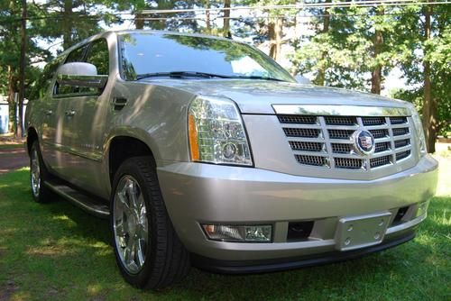 Mint 2007 cadillac escalade esv nav dvd quads svc history &amp; inspection lqqk!!!!!