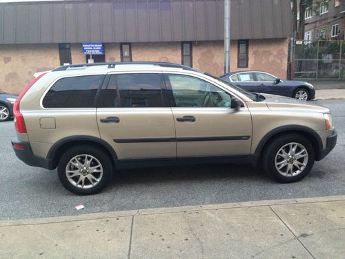 2005 Volvo XC90 T6 Sport Utility 4-Door 2.9L, image 4
