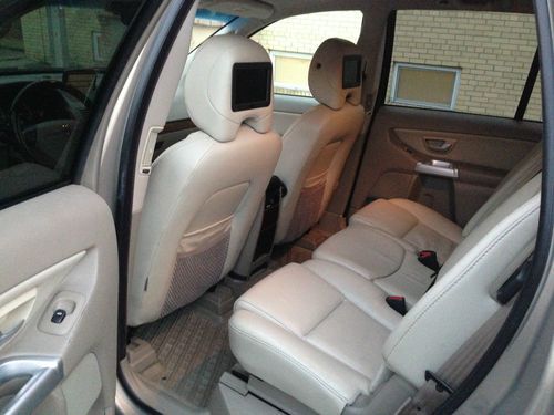 2005 Volvo XC90 T6 Sport Utility 4-Door 2.9L, image 12
