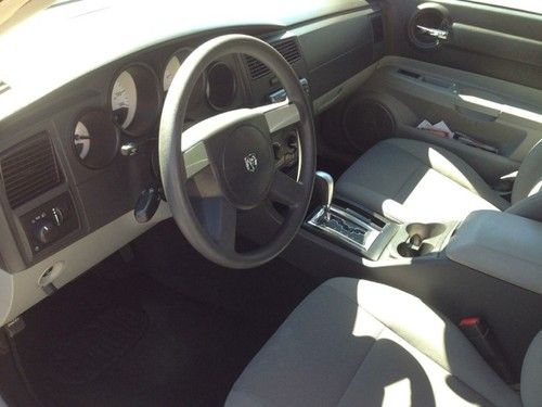 07 Dodge Charger SE Silver! With 22