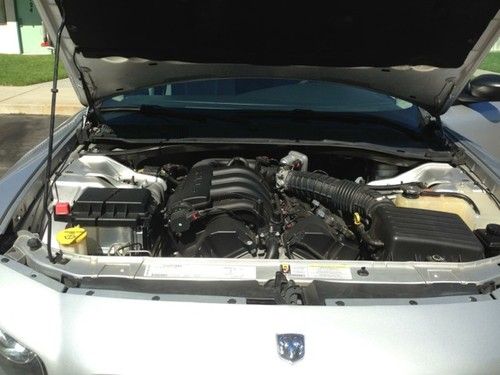 07 Dodge Charger SE Silver! With 22