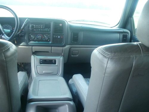 2001 chevrolet tahoe lt sport utility 4-door 5.3l