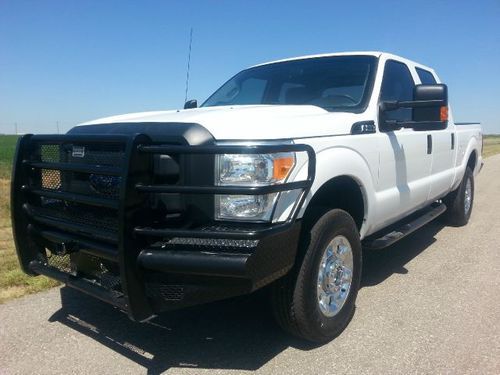 Clean 2011 ford f250 crew cab 4 door xl 4x4 6.2l v8 gasoline work truck