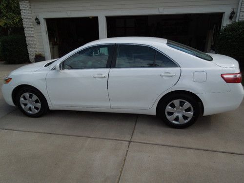 2009 toyota camry le sedan 4-door 2.4l