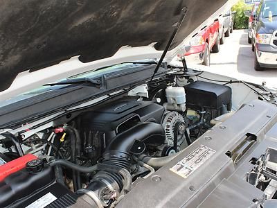 LTZ 4x4 FlexFuel Leather 3rd Row Sunroof DVD MP3 XM OnStar Navigation Camera, image 11