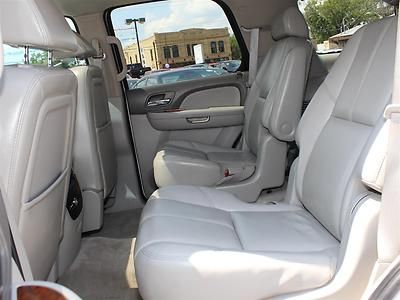 LTZ 4x4 FlexFuel Leather 3rd Row Sunroof DVD MP3 XM OnStar Navigation Camera, image 17