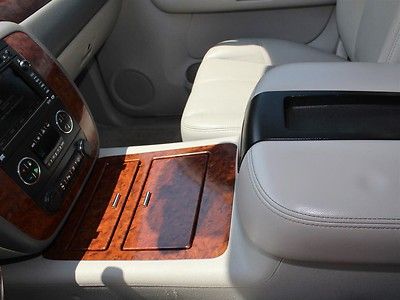 LTZ 4x4 FlexFuel Leather 3rd Row Sunroof DVD MP3 XM OnStar Navigation Camera, image 21