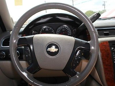 LTZ 4x4 FlexFuel Leather 3rd Row Sunroof DVD MP3 XM OnStar Navigation Camera, image 28