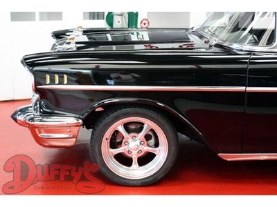 1957 Chevrolet Bel Air Sedan Black, image 4