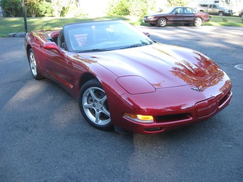 2004 Chevrolet Corvette Convertible, 12,900 MILES!!! AWESOME., image 6