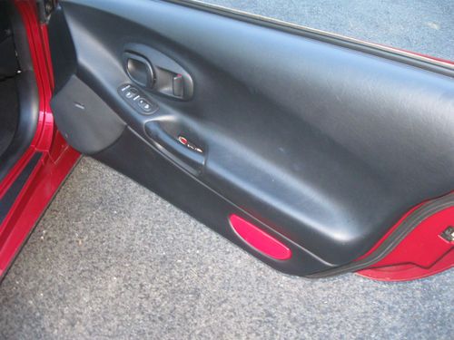 2004 Chevrolet Corvette Convertible, 12,900 MILES!!! AWESOME., image 8