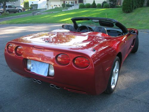 2004 Chevrolet Corvette Convertible, 12,900 MILES!!! AWESOME., image 11