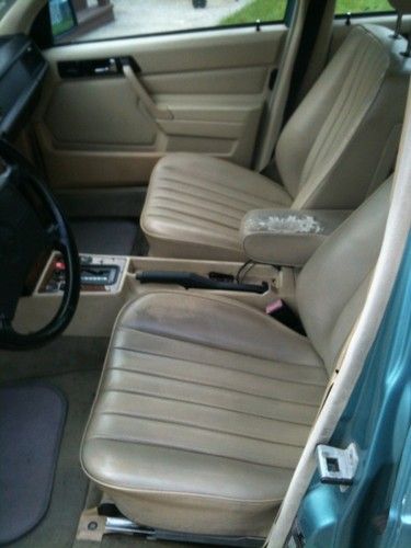 1991 Mercedes Benze 190e, image 5