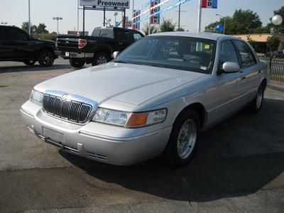 4dr Sdn LS 4.6L Power Windows Power Door Locks Tilt Wheel Cruise Control Compass, image 4