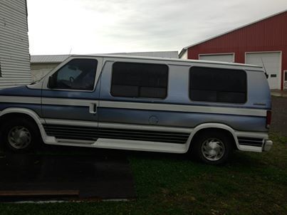 1995 ford e-150 econoline base standard cargo van