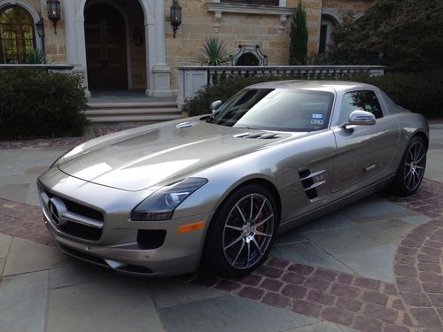 2011 mercedes-benz sls amg coupe 2-door 6.3l