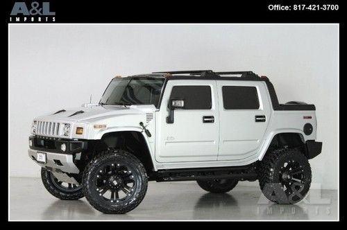 Loaded luxury pkg suspension lift 18k miles