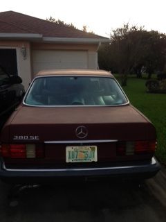 1985 mercedes-benz 380se base sedan 4-door 3.8l