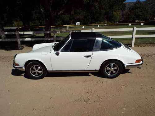 1970 porsche 911t  targa original panels ,rust free california car, blue plates