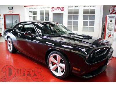 2010 dodge challenger srt8 with fuctional shaker