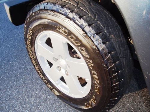 ONE OWNER AUTOMATIC WARRANTY DEALER INSPECTED, image 36